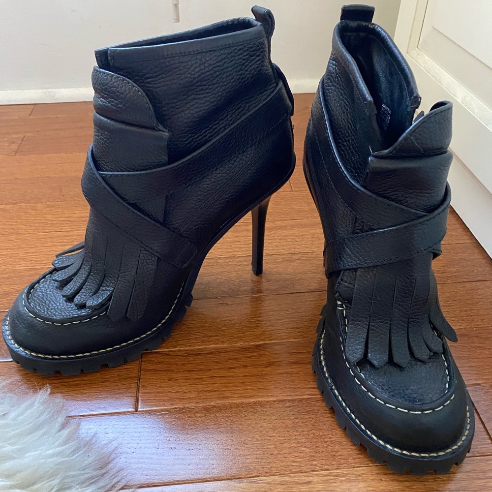 Unique Tory Burch Leather Boots 10.5